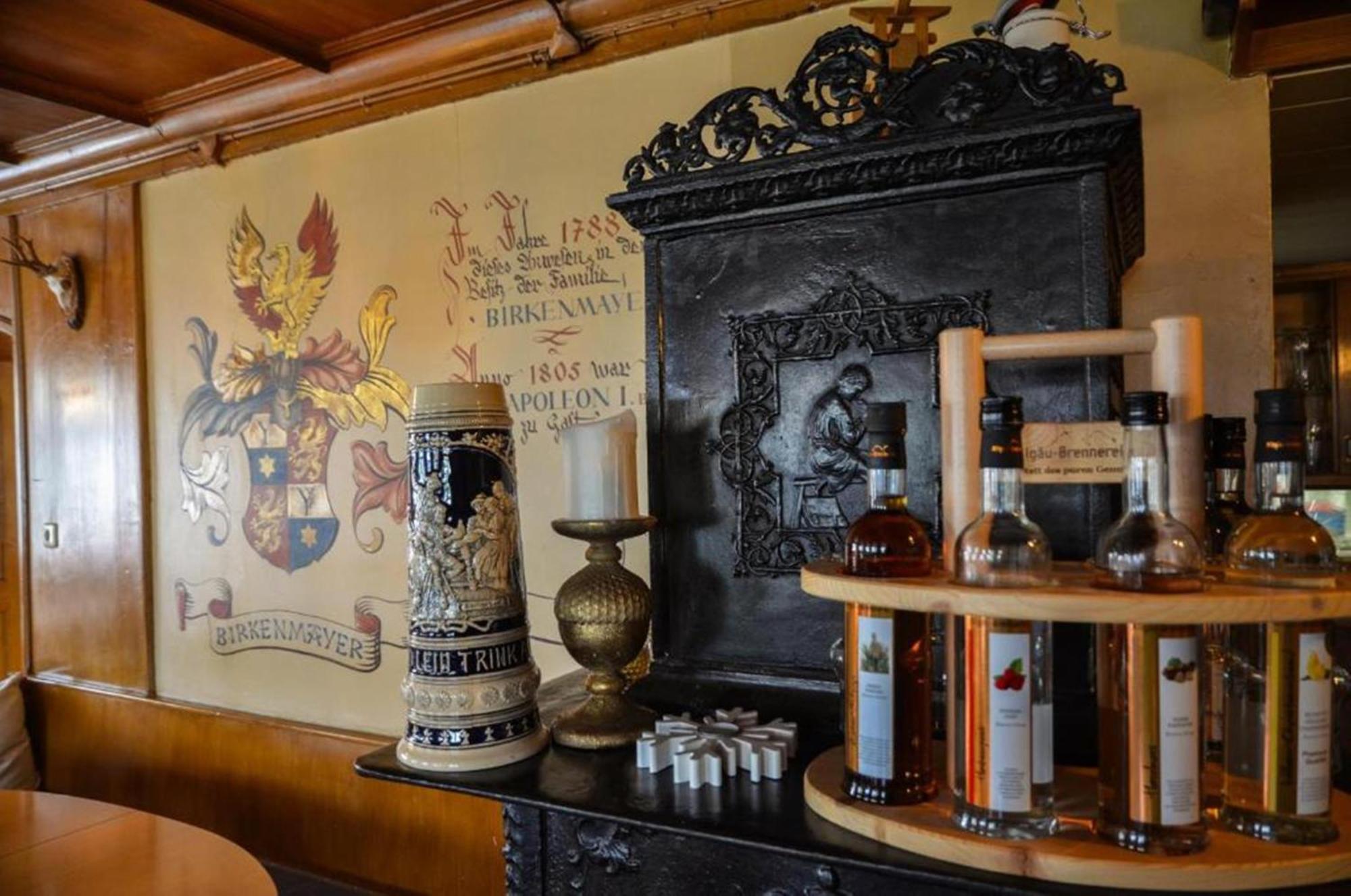 Gasthof Zum Ritter - A Cozy Historical Landmark Ulma Esterno foto