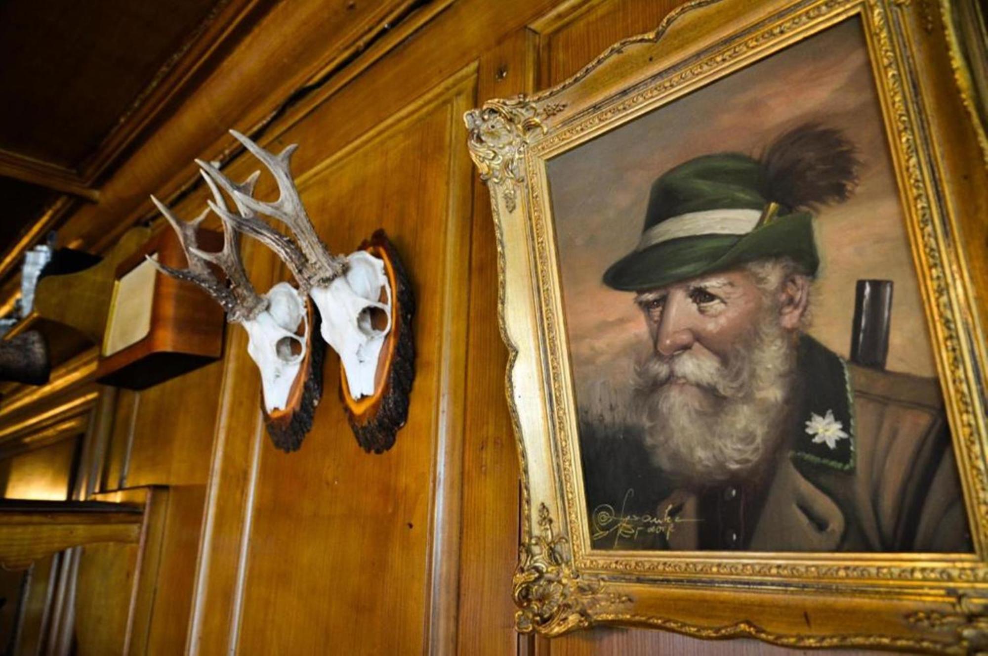 Gasthof Zum Ritter - A Cozy Historical Landmark Ulma Esterno foto