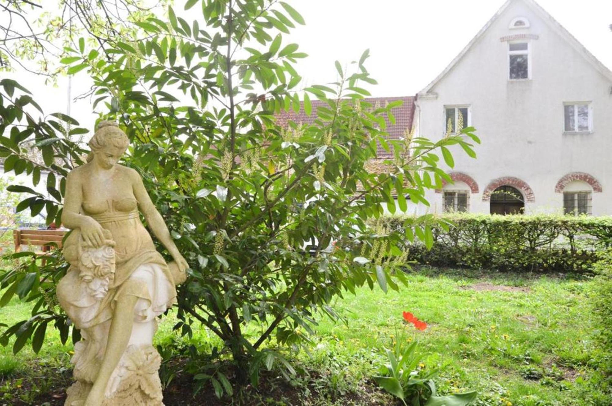 Gasthof Zum Ritter - A Cozy Historical Landmark Ulma Esterno foto