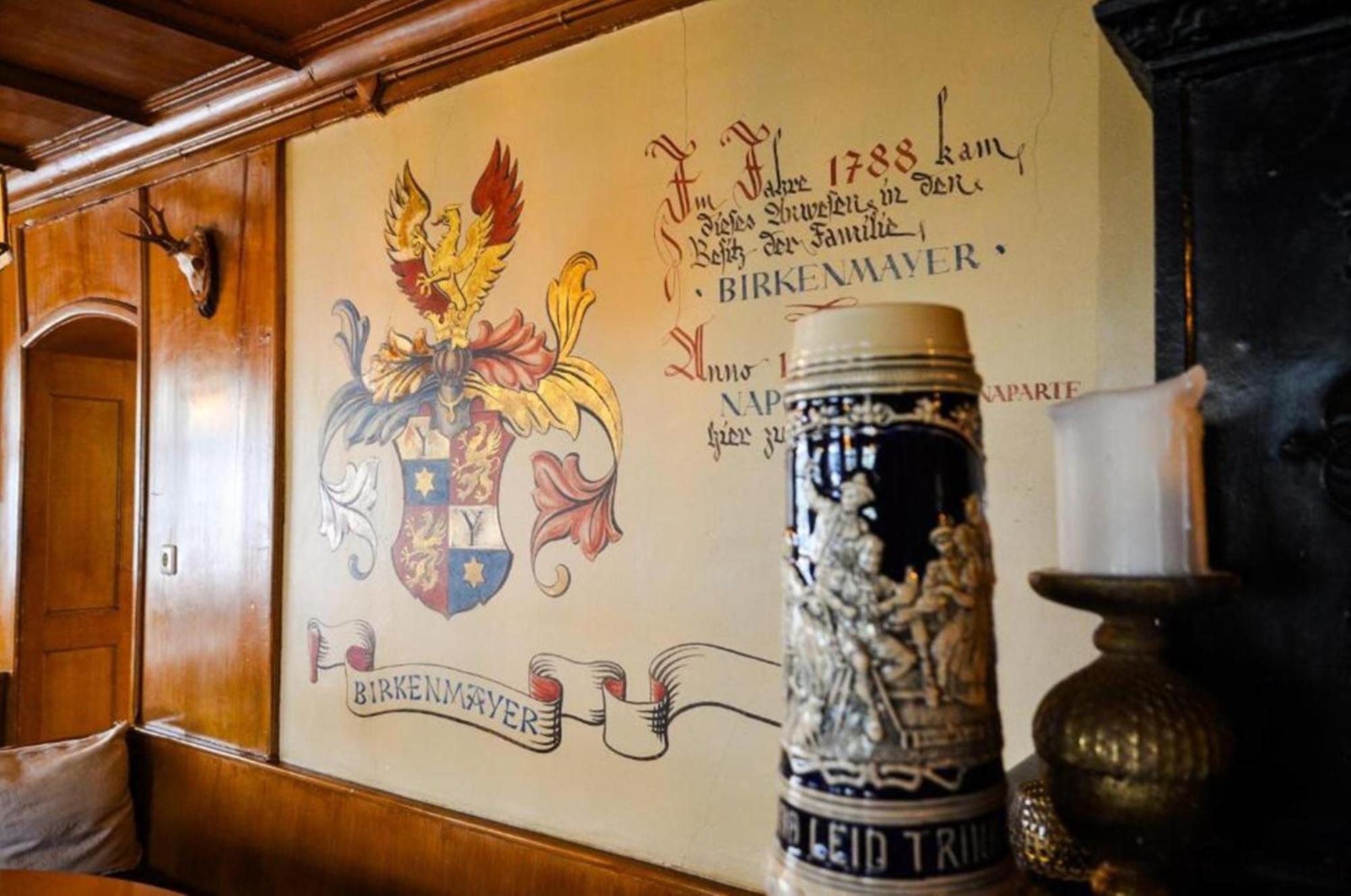 Gasthof Zum Ritter - A Cozy Historical Landmark Ulma Esterno foto